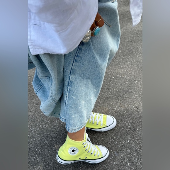 Yellow high top converse. - Picture 2 of 6